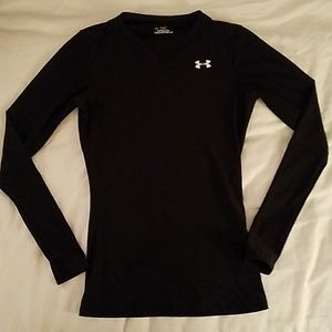 Long-sleeved Under Armour top